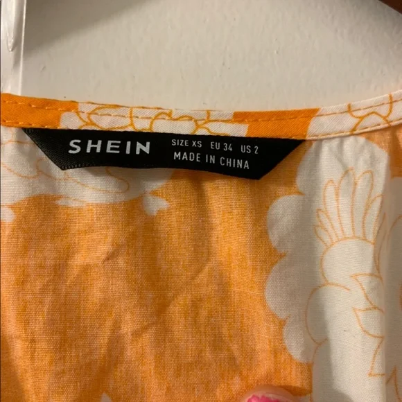 SHEIN Gathered Sleeve Button Front Floral Dress - Picture 10 of 11